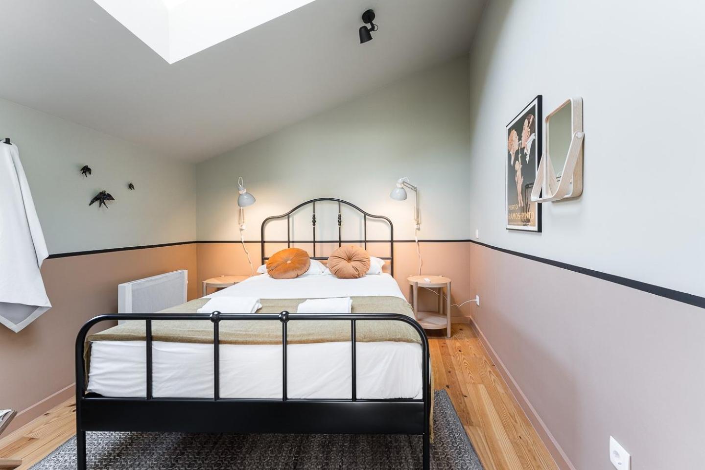 Guestready - Spacious And Modern Apt W/ Skylight ポルト エクステリア 写真