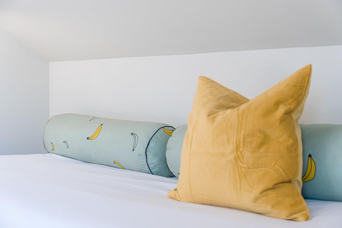 Guestready - Spacious And Modern Apt W/ Skylight ポルト エクステリア 写真